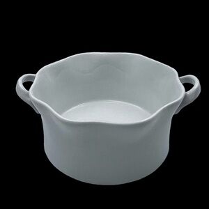 BIA Cordon Bleu White Porcelain Small Baker – Scalloped Edge Handles